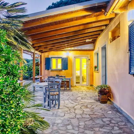 Nautilus Holiday home Afra